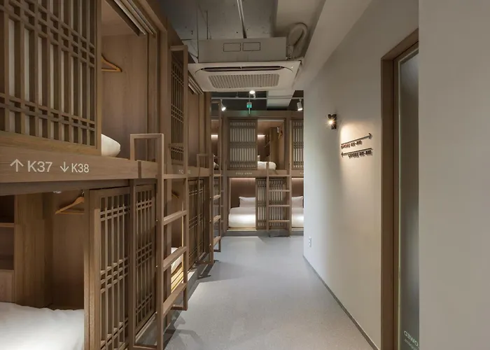 Capsulehotel Kanso Jongno