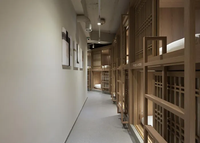 Kanso Jongno