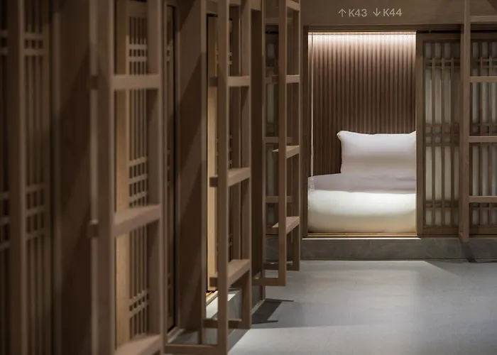 Kanso Jongno Capsulehotel *