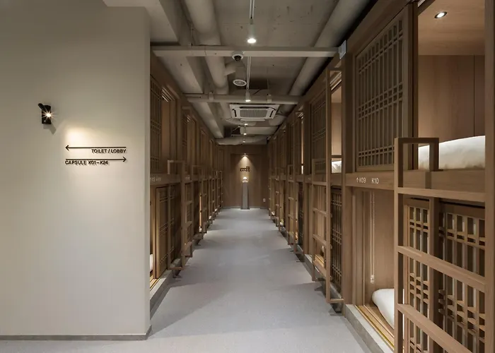 Capsulehotel Kanso Jongno Seoel