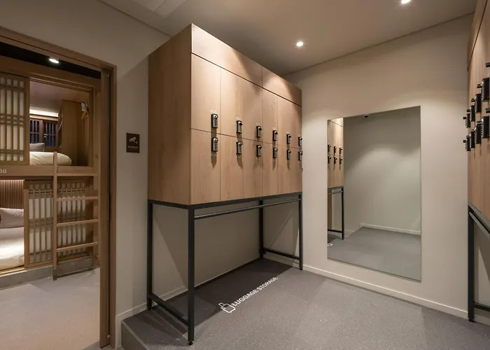 Kanso Jongno Capsulehotel *